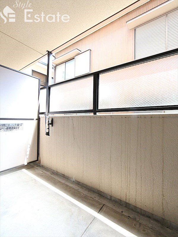 バルコニー　バルコニー