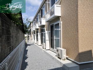 バルコニー　備品や設備仕様は号室等により異なります現地をご確認ください。