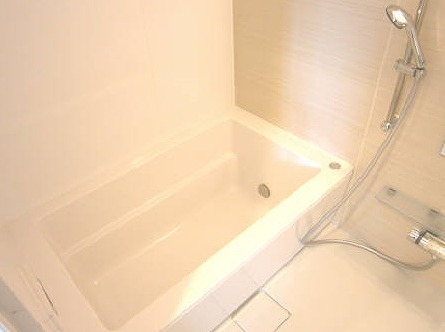 バス・シャワールーム　ピカピカのバスルーム♪