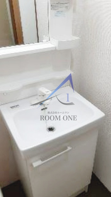 洗面設備　洗面台です。