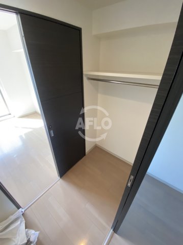 収納　南海グランドコート阿倍野　ウォークスルークローゼット