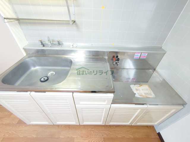 キッチン　※参考写真です。同じ間取りの別部屋になります。