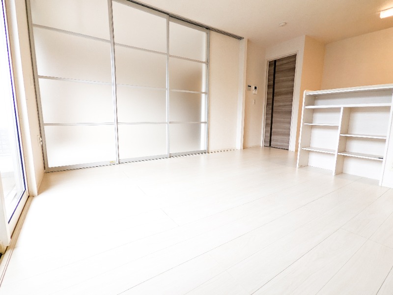 居室・リビング　図面と現状に相違がある場合には現状を優先