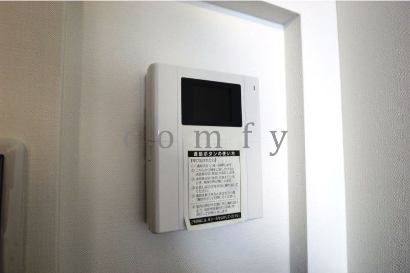 セキュリティ　モニター付きインターホン