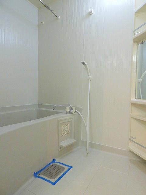 バス・シャワールーム　※写真と異なる場合は現状優先。