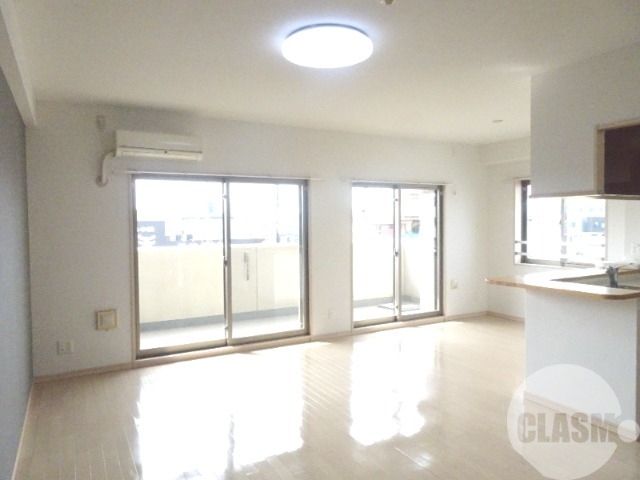 居室・リビング　広々としたリビング♪