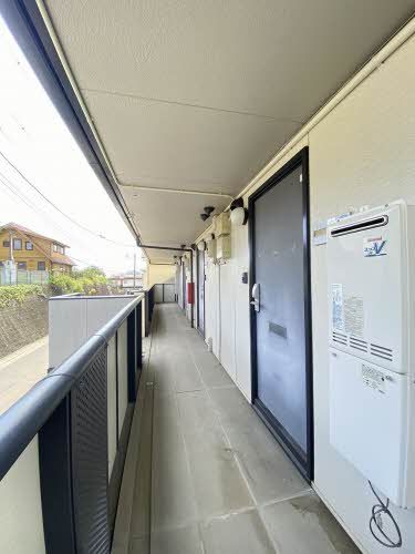 建物外観　２階共用部