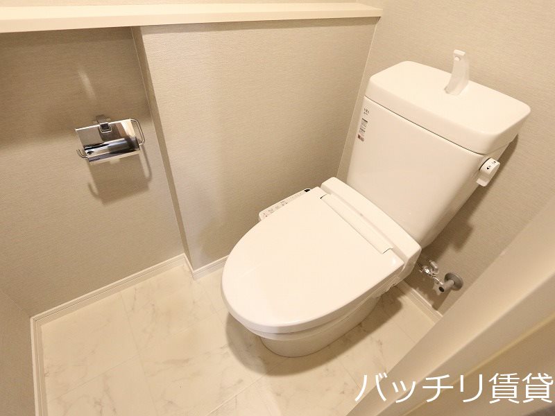 トイレ　※室内写真等は別号数の為、現状優先となります。