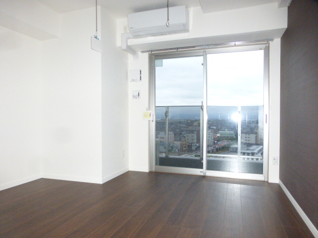 居室・リビング　洋室約8.0帖　ワイド設計