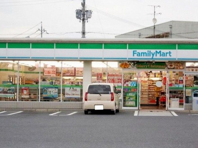 コンビニ　ファミリーマート湖南岩根店（コンビニ）まで1000m