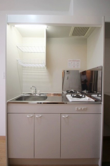 キッチン　同物件別室