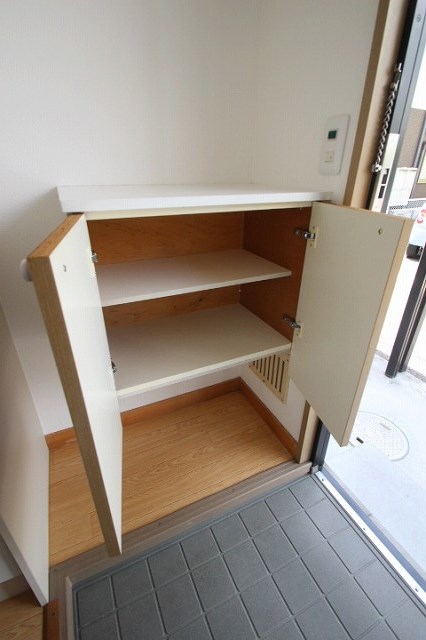 収納　同物件別室