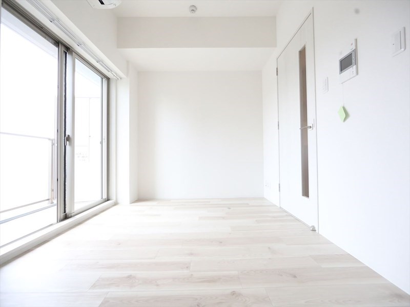 その他部屋・スペース　洋室7帖　エアコン完備　クローゼット付　バルコニー