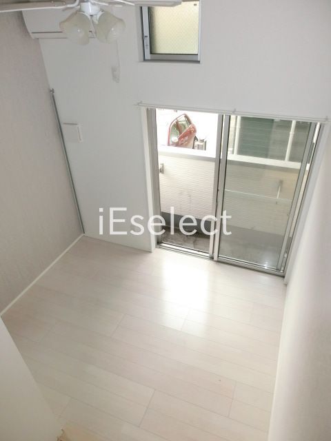 居室・リビング　ロフト付きで開放感のあるお部屋