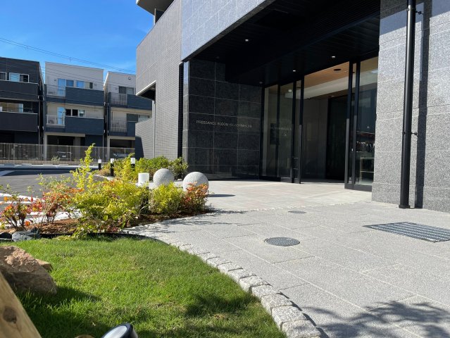 エントランス　詳細は、RISUMO江坂本店→06-6155-7137まで♪