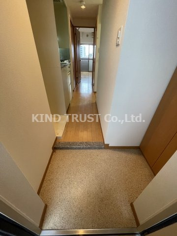 玄関　シンプルで使いやすい玄関です