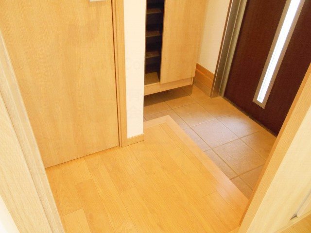 玄関　同タイプイメージ