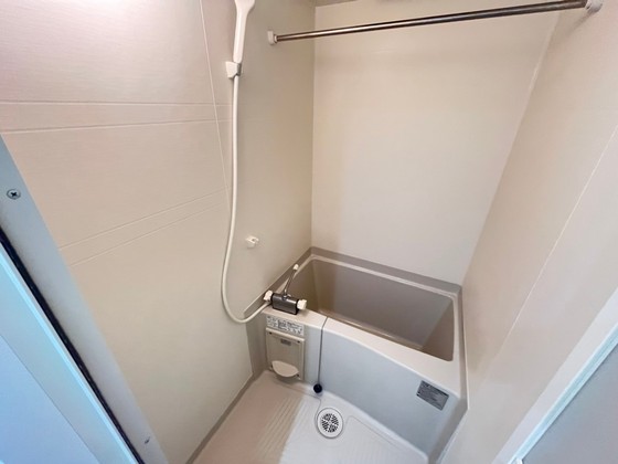 バス・シャワールーム　※別部屋の写真です