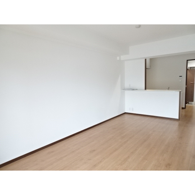 居室・リビング　別部屋参照・現況優先