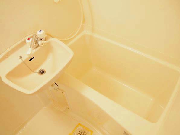 バス・シャワールーム　バスルーム