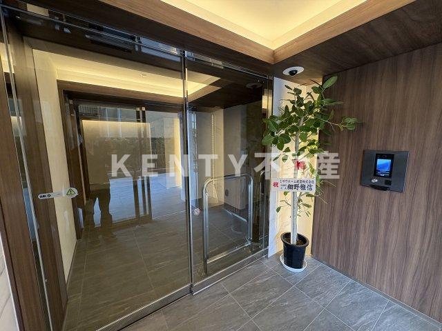 洗面設備　ゆったりとスペースのある洗面所