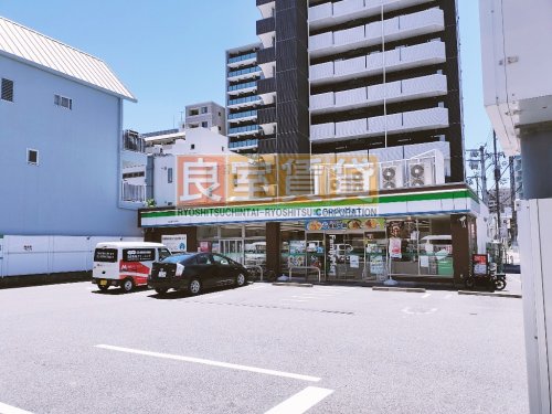コンビニ　ファミリーマート名古屋千代田店（コンビニ）まで587m
