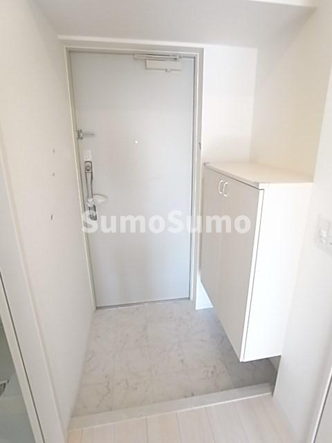 玄関　収納もある玄関です