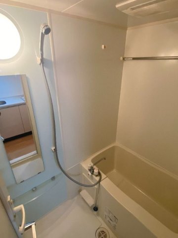 バス・シャワールーム　☆ゆっくりくつろげるお風呂☆