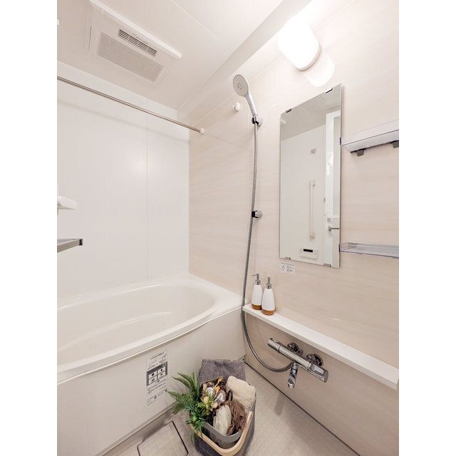 バス・シャワールーム　※家具・家電の備え付けはありません