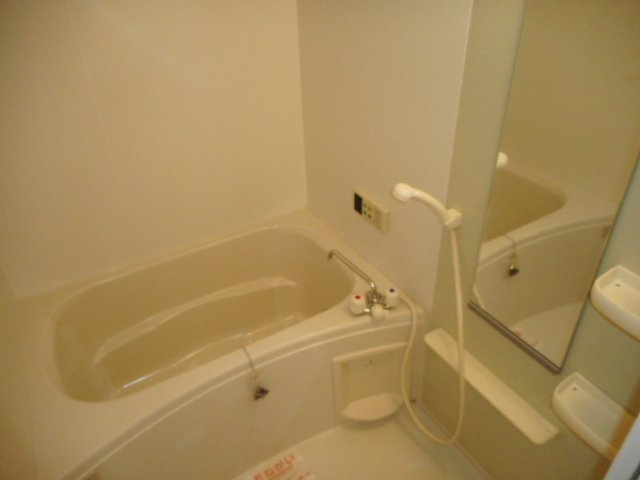 バス・シャワールーム　日々の疲れを癒すお風呂付です