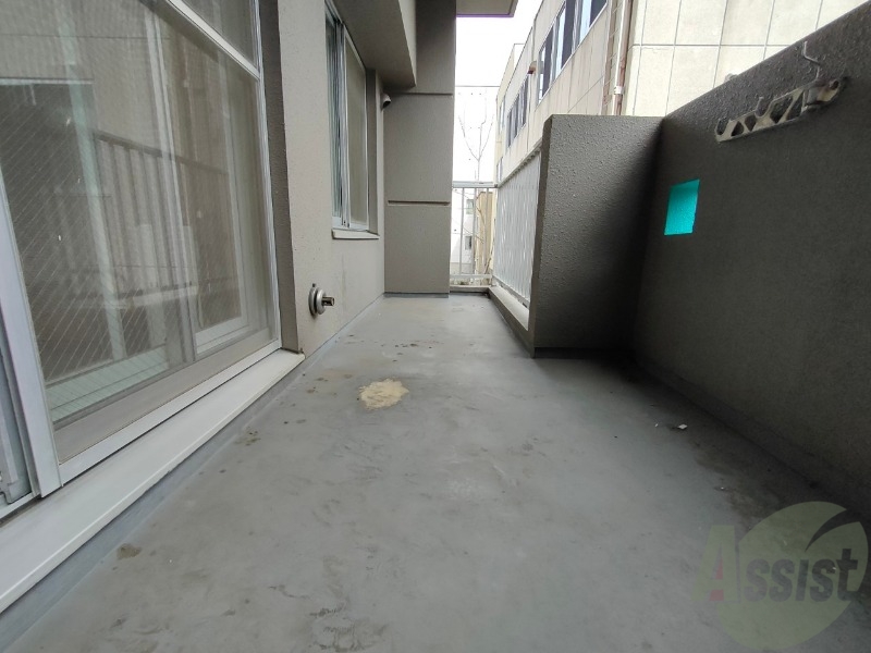 バルコニー　バルコニーです。洗濯物を干したり一息ついたりできますね！