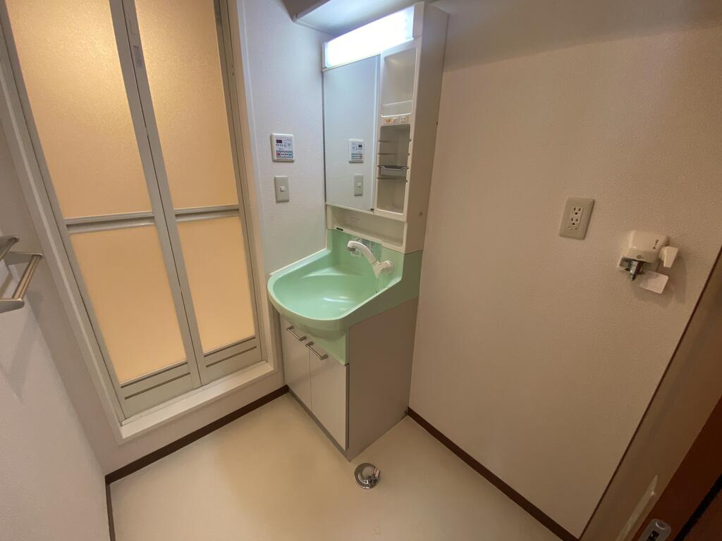 洗面設備　宅配ボックス
