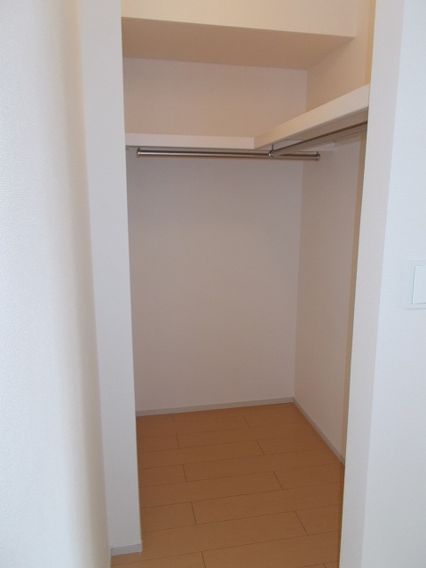 収納　寝室内収納（ウォークインクローゼット）完備