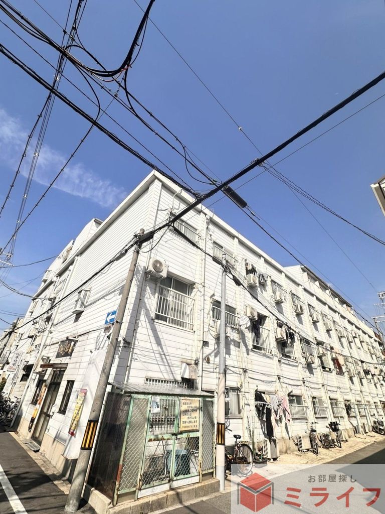 建物外観　日々の暮らしに安心感を与える外観