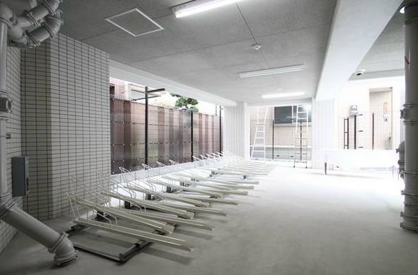 ロビー　駐輪場