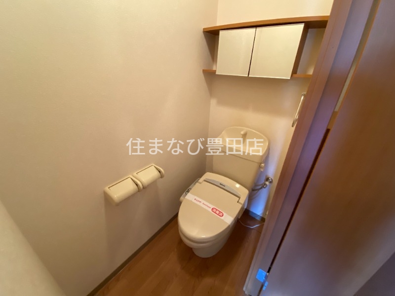 トイレ　同型タイプ