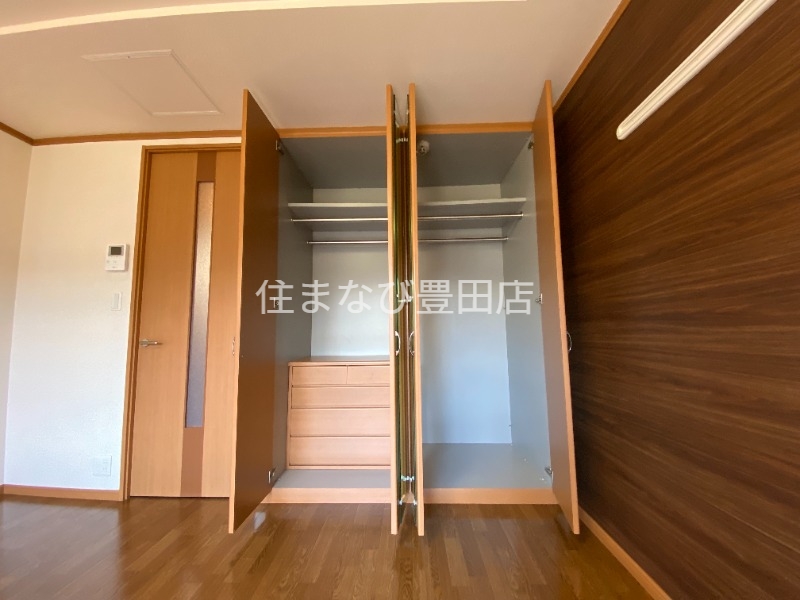 収納　同型タイプ
