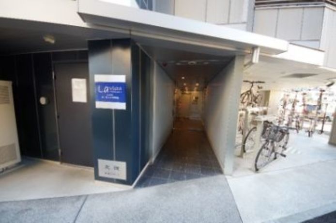 エントランス　ゆとりのあるエントランスです
