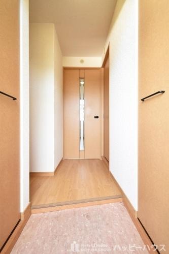 玄関　物件の画像6
