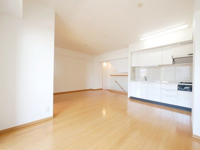居室・リビング　★お部屋探しはタウンハウジング稲田堤店まで★