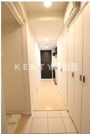 玄関　ゆったりとした玄関です