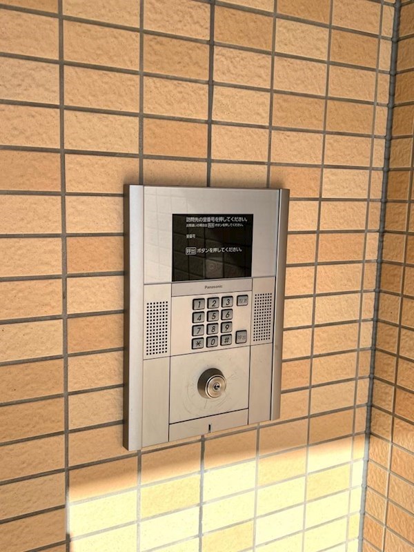 セキュリティ　安心のオートロック付き