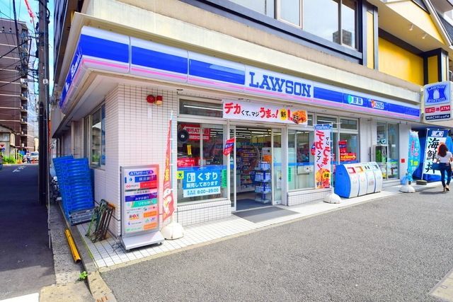 コンビニ　ローソン戸部駅前店（コンビニ）まで907m
