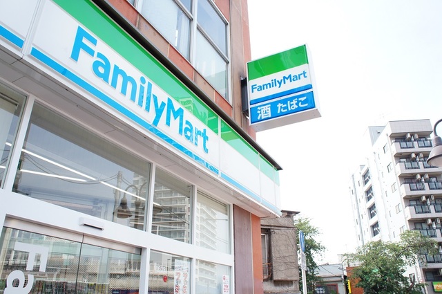 コンビニ　ファミリーマート東中野ギンザ通り店（コンビニ）まで156m