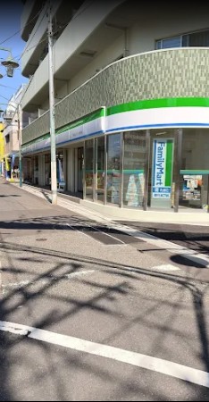 コンビニ　ファミリーマート西小山ニコニコ通り店（コンビニ）まで391m