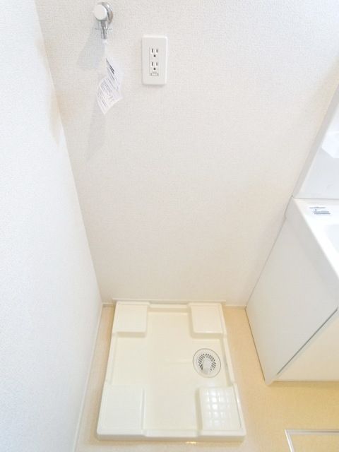 その他設備　便利な室内洗濯機置場♪