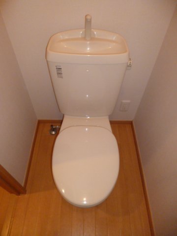 トイレ　別部屋参考写真