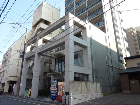建物外観　落ち着いた雰囲気の外観です