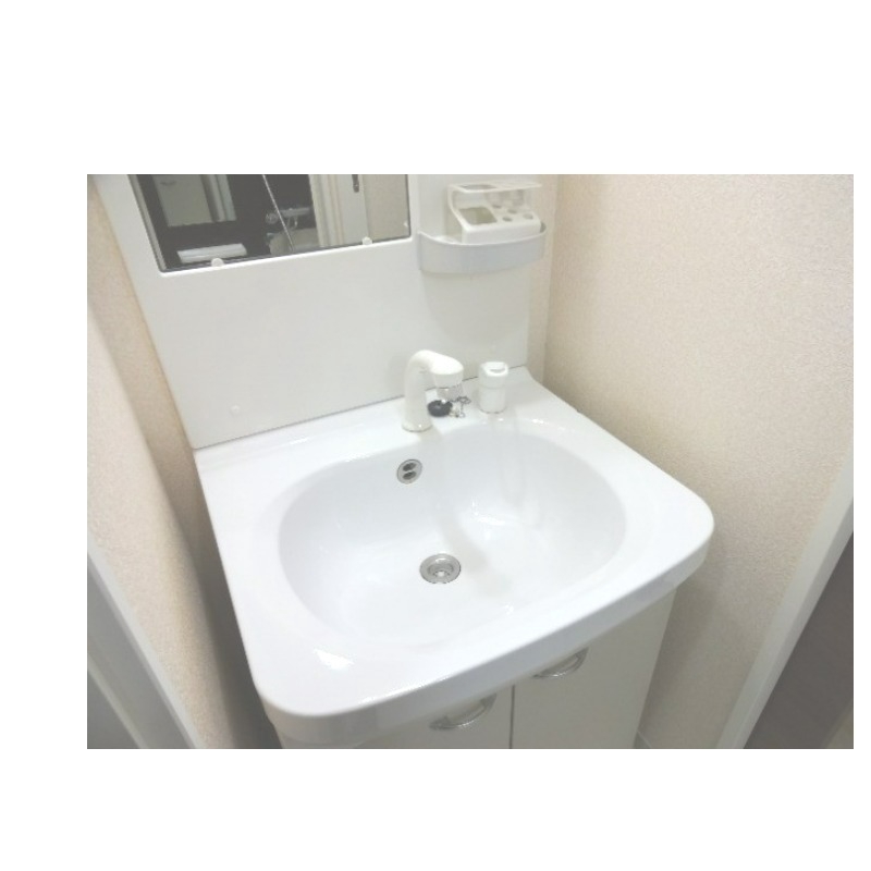 洗面設備　洗面所も清潔感あります。