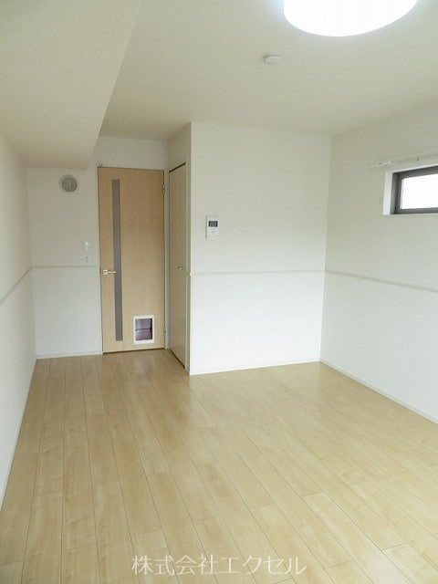 その他部屋・スペース　照明付き。
